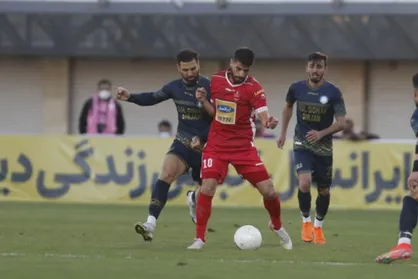 گل گهر ۱ - ۱ پرسپولیس/ قلعه&zwnj;نویی سد راه یحیی در مسیر صدر