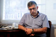 ننه من غریبم بازی روزنامه دولت و پاسخ دبیر کل کارگزاران