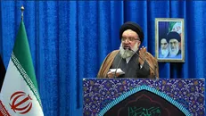 آیت الله خاتمی: توان موشکی ایران، آمریکا را به ذلت نشاند/ترامپ زبان زور را می‌فهمد/روایت امام جمعه تهران از فرار ناوهای دشمن از خلیج فارس+فیلم