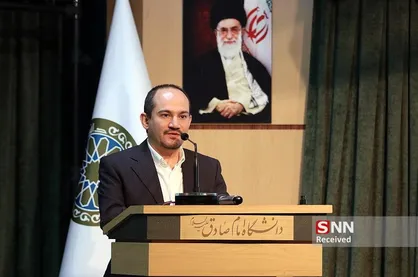 صفوی: اعراب پس از سه دور جنگیدن با اسرائیل دستشان را بالا برده بودند اما سردار سلیمانی امیدها را زنده کرد +فیلم