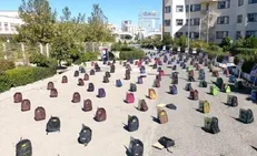 جهادگران دانشگاه آزاد اردبیل ۳۰۰ بسته لوازم‌التحریر به دانش‌آموزان اهدا کردند