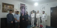 دیدار جانشین نیروی دریایی ارتش با خانواده شهدای ناوشکن دنا