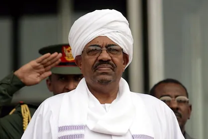 رئیس&zwnj;جمهوری سودان، وزیران و استانداران را از میان نظامیان انتخاب کرد