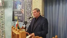 دولت با وجود تنگنا‌های مالی به معیشت اقشار آسیب پذیر توجه دارد