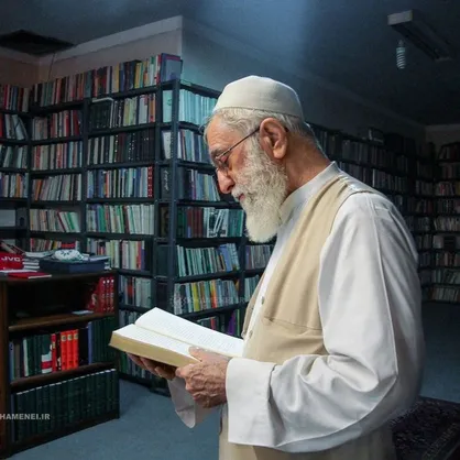 از کنج کتاب&zwnj;ها تا در دل تاریخ
