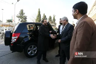 بازدید معاون پارلمانی رئیس جمهور از کارخانه نوآوری آزادی