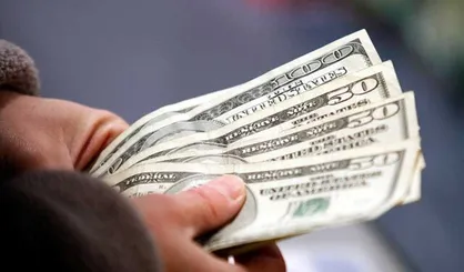 نرخ تسعیر ارز بانک&zwnj;ها ۱۵ هزار و ۹۰۰ تومان شد