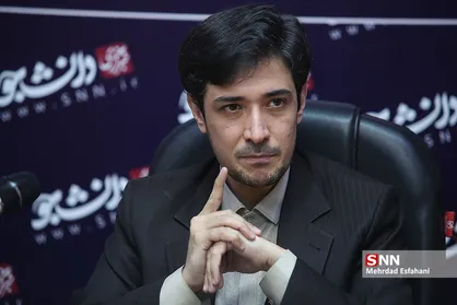 موحدی: خصوصی&zwnj;سازی در عرصه آموزش و بهداشت و بانک&zwnj;ها باید متوقف و حرکت معکوس شروع شود