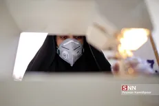 بسیج دانشجویی دانشگاه امیرالمؤمنین‌(ع) اهواز اقدام به راه‌اندازی کارگاه تولید ماسک کرد + فیلم