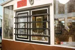 در پی حمله تروریستی دو مهاجم مسلح به حرم مطهر شاهچراغ که تعدادی از زائران و مجاوران مجروح شده یا به شهادت رسیده اند و داعش مسئولیت این حمله را بر عهده گرفت.