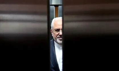 نامه خانواده شهدای مدافع حرم به ظریف: مجاهدت&zwnj;های حاج قاسم نبود، کسی حاضر به مذاکره با شما نمی&zwnj;شد
