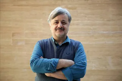 آینده افغانستان نه خواندنی که ترجمه کردنی است/تاثیر شاعران افغانستان در تقویت نگاه جهان&zwnj;وطنی زبان فارسی