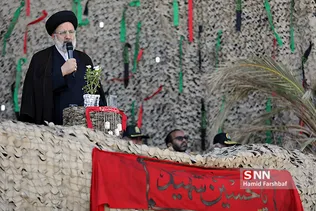  رزمایش سراسری اقتدار عاشورایی بسیج سپاهیان محمد(ص) در حرم مطهر رضوی