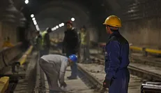 کارگران را دریابید / بخش اول