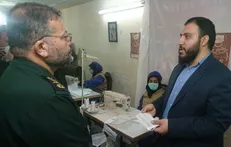 سردار سلیمانی از کارگاه دوخت ماسک گروه‌های جهادی بازدید کرد