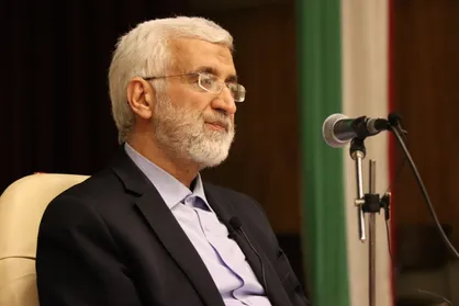جلیلی: یکی از برکات انقلاب این بود که به دانشجو اعتماد به نفس داد / تاثیر درست ما ناشی از تحلیل درست است