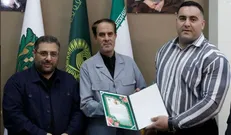 گزارش تصویری از مراسم اهدای مدال قوی‌ترین مرد جهان به موزه آستان قدس رضوی