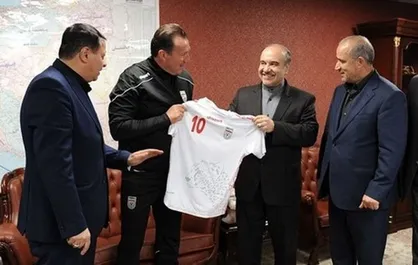 ویلموتس، پیشنهاد انجمن فرهنگی ایران هلند به فدراسیون فوتبال!