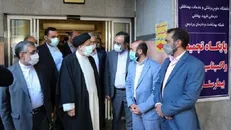 رئیس جمهور از بیمارستان نیمه‌کاره انصار الغدیر بازدید کرد
