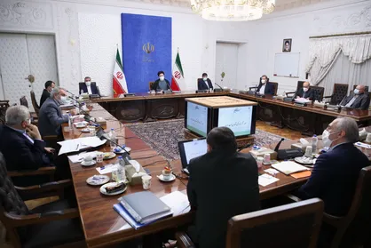 از نظرات نخبگان برای نظارت بر زنجیره تامین کالا استفاده شود/ ماموریت وزیر صمت برای تهیه گزارشی از زنجیره تامین، توزیع و مصرف کالا