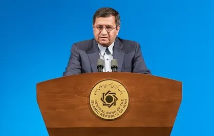 همتی: ۱۲ میلیارد دلار ارز ۴۲۰۰ تومانی کالا&zwnj;های اساسی از محل ذخایر بانک مرکزی تامین شد