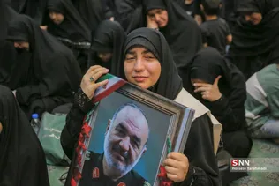 خن