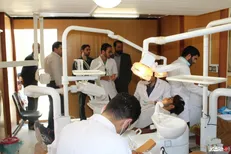 اردوی جهادی دانشجویان دندانپزشکی در میان جلگه نیشابور برگزار شد / کارشکنی برخی مراکز بهداشت مشهد