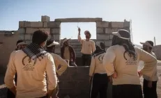 ۲۰ واحد مسکونی تا پایان شهریورماه به مردم تحویل خواهیم داد/ فعالیت بیش از ۶۰ گروه جهادی در منطقه زلزله‌زده کوهبنان