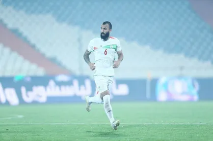 چشمی، سورپرایز احتمالی کی روش برابر انگلیس