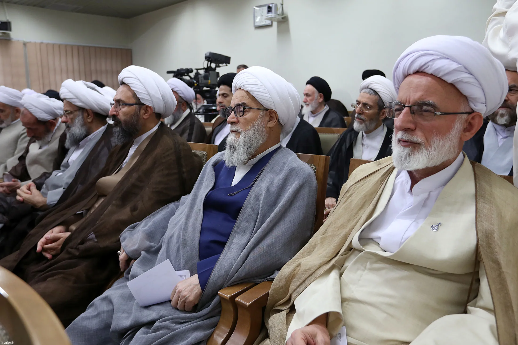 امام خامنه ای