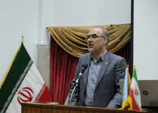 دانشگاه علم و صنعت قطب‌های فناورانه تشکیل می‌دهد