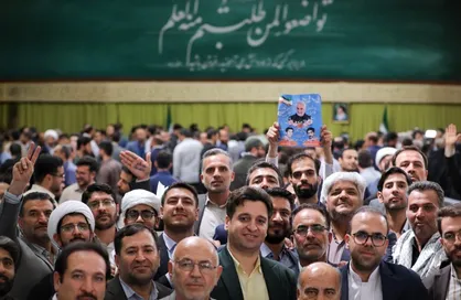 عباسی: آموزش و پرورش باید بومی باشد/ سند تحول بنیادین را ۱۲ سال در &laquo;کِشو&raquo; گذاشتند!