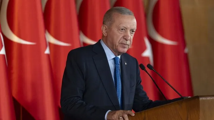 اردوغان: دولت نتانیاهو در کرانه باختری و قدس، اشغال، کوچ اجباری و گرسنگی را ادامه می‌دهد/ وجود دولت مستقل فلسطین تضعیف می‌شود؛ نادیده گرفتن آن ممکن نیست+فیلم