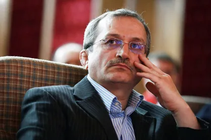 آمادگی داریم که پایگاه بالگرد امدادی را در استان قم ایجاد کنیم