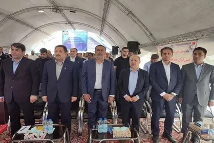 رییس جمهور کارخانه تیتانیوم کهنوج را افتتاح کرد / توسعه صنعتی در کنار بزرگترین معدن تیتانیوم خاورمیانه