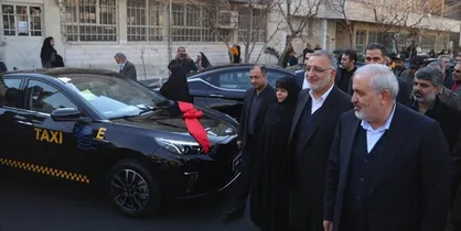 تاکسی&zwnj;های برقی جدید تهران رونمایی شد