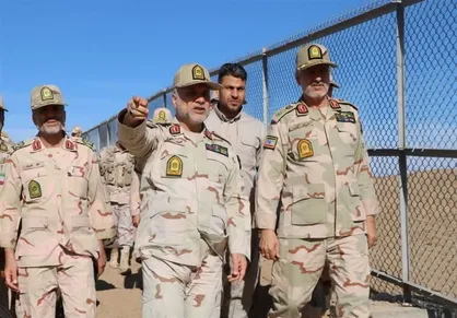 فرمانده مرزبانی کشور از طرح انسداد مرزی خراسان رضوی بازدید کرد