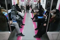 مترو و اتوبوس ویژه بانوان افزایش می‌یابد