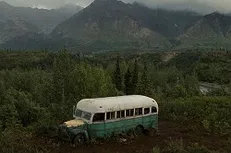 اتوبوس فیلم شان پن یک زن را به کشتن داد