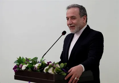 عراقچی: در ازای رفع تحریم&zwnj;ها آماده گفت&zwnj;و&zwnj;گو هستیم+تصاویر