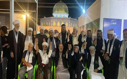 حضور جمعی از علمای اهل سنت فلسطین در حرم امام حسین (ع)