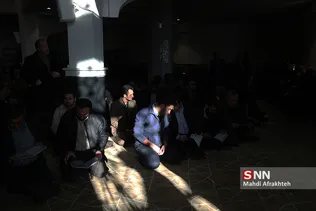 مراسم یادبود جانباختگان حادثه اتوبوس دانشگاه آزاد 
