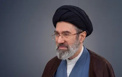 رهبر انقلاب: همگان با ایستادگی و حفظ وحدت نقشه دشمن را خنثی کنند /خمینی کبیر و خامنه&zwnj;ای شهید آمادگی ملت را کشف و احیا نمودند+فیلم