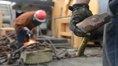 روش محاسبه عیدی کارگران اخراجی قبل از اسفند ماه چگونه است؟