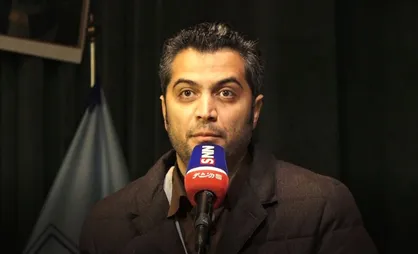 فیلم/ شعرخوانی طنز محمدرضا طهماسبی در دانشگاه شهید بهشتی