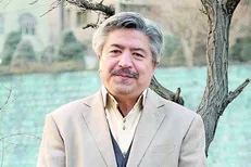 مشاور ظریف: تحریم‌ها با اقتصاد مقاومتی مهار می‌شود