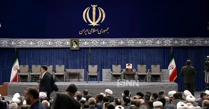 رهبر معظم انقلاب حکم ریاست جمهوری &laquo;مسعود پزشکیان&raquo; را اعطا کردند/ پزشکیان: به رهبر انقلاب قول می&zwnj;دهیم که جز انصاف راهی را طی نکنیم + فیلم