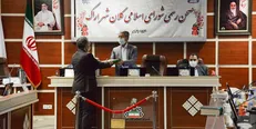 بازی‌های سیاسی شورای شهر اراک در ماه‌های پایانی / اعضا، شبانه شهردار سابق را استیضاح و تودیع کردند