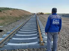 آغاز ‌ریل‌گذاری مکانیزه ۶۵ کیلومتر از راه‌آهن همدان-سنندج‌ /‌ تکمیل پروژه در سال ۱۴۰۰