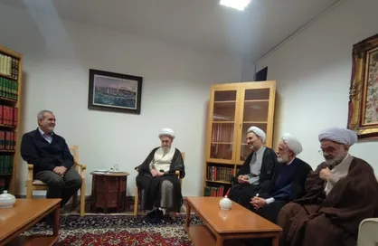 مسعود پزشکیان با آیت الله سبحانی دیدار و گفت&zwnj;وگو کرد